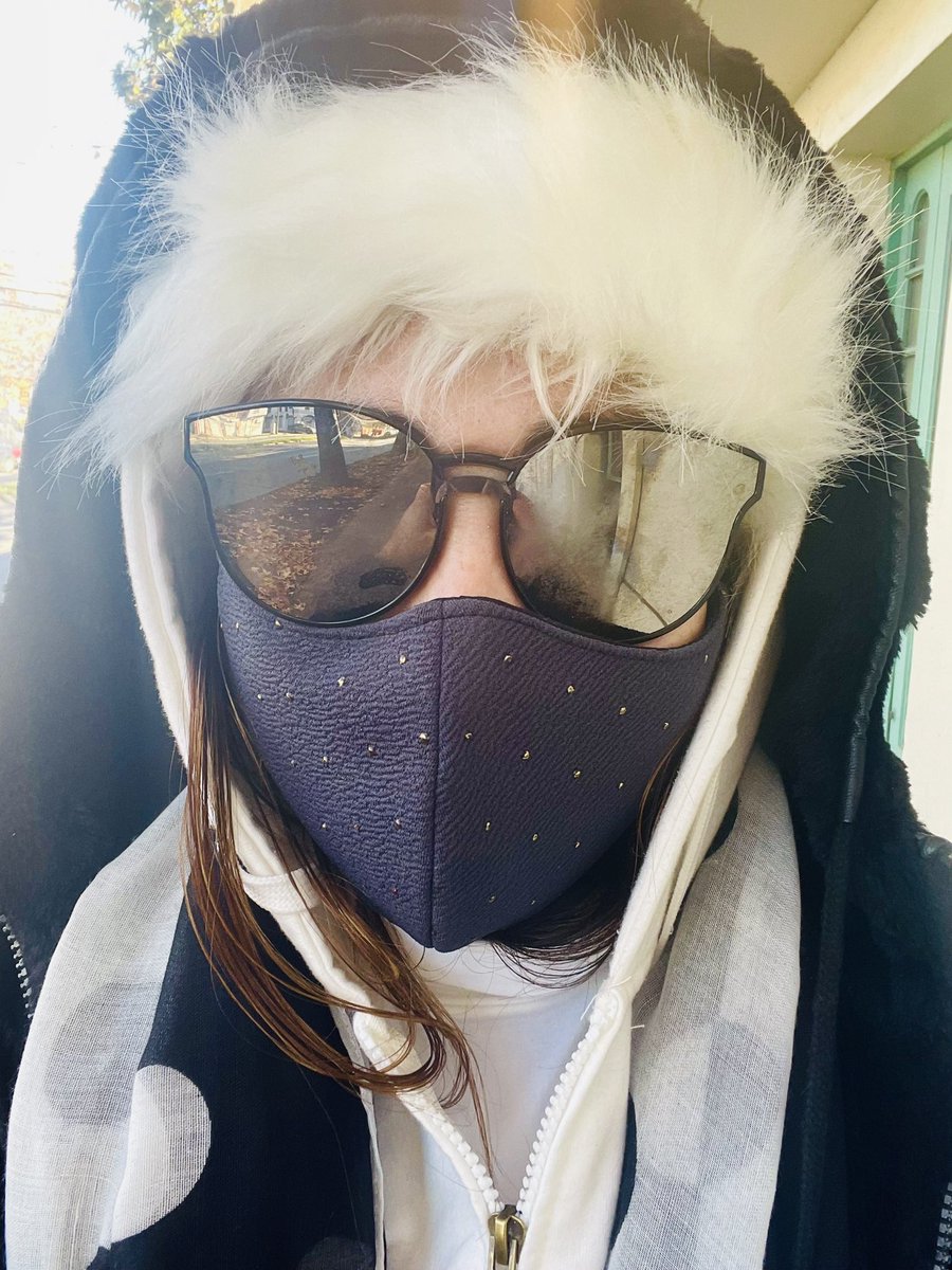PauliGarciaCL's tweet photo. #HoraDe ir a realizar atención presencial ❄️ https://t.co/tCgjIZNoLa