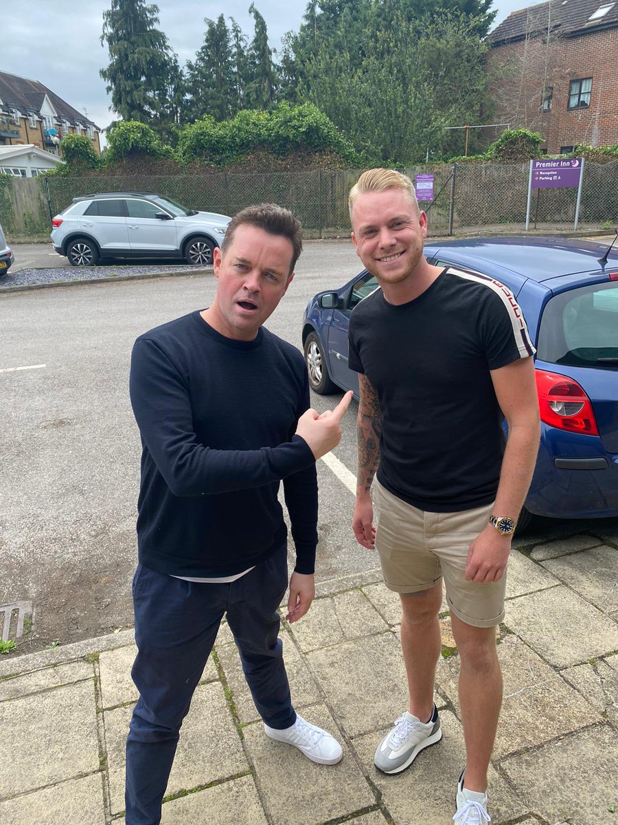daggys1's tweet photo. Was told what a nice and very genuine person you are @StephenMulhern  you made my sons day-out even more memorable @david_longhurst 😀 https://t.co/ZoKsakVvZo