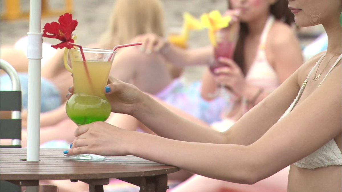mdramagirl's tweet photo. Grâce à #SummerNude, j'ai pu valider certaines cases de la grille de bingo donc celle avec le bateau et les boissons fraiches *o*
#AsiaFresh #WEDramanimique https://t.co/PnrqDRkZyp