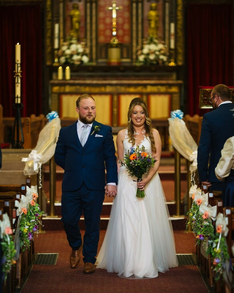 Congratulations to Mr &amp; Mrs Hill who recently got married! 

And it was wonderful to see the beautiful bride, Sarah, again today, helping her sister to pick out her wedding dress 🥰 instagr.am/p/CQ3juhoI8xN/