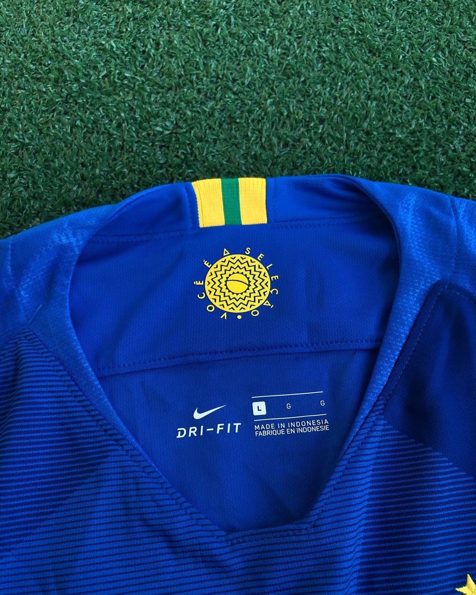 LaGrifeStore's tweet photo. TRAJADO ELA JOGA NA CARA! 🇧🇷🔥☑️ https://t.co/jd4isYDH9P
