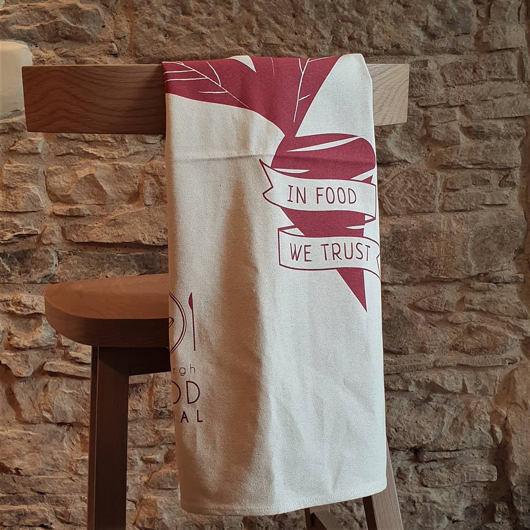 edinfoodsocial's tweet photo. #PlasticBagFreeDay is as good as any other day to give up on nasty plastic bags, and switch to reusable ones. Get yours on our online shop, and fill it up with our delicious artisan products!
https://t.co/wNxk0p3t3C
#Totebag #FoodieGifts #SupportLocal #InFoodWeTrust https://t.co/A9CIcfpzWN