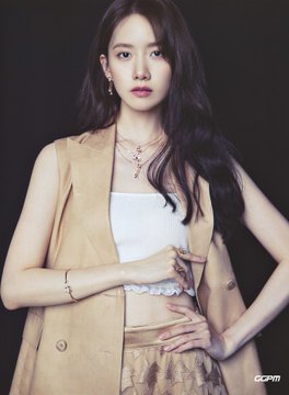 [PHOTO] YOONA @ Y vol.2 magazine E5YWHp_UYAQ3fA8?format=jpg&name=360x360