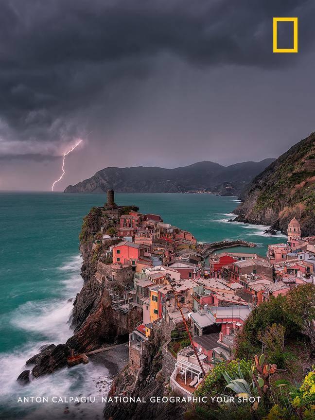 NatGeo's tweet photo. "I actually wanted to capture the sunset, but the weather changed quickly and the first signs of the storm began to appear,“ writes Your Shot photographer Anton Calpagiu https://t.co/c0XnQLvZAi