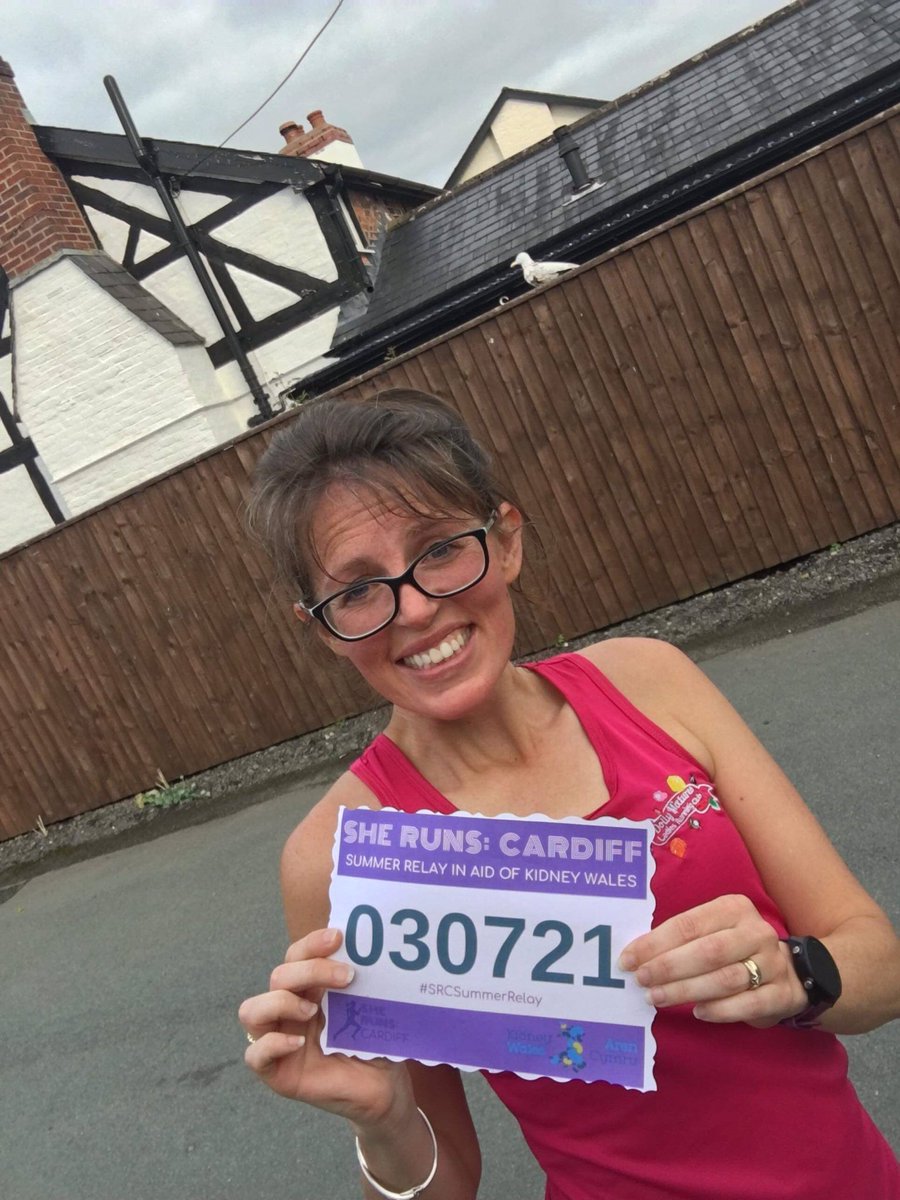 rundolliesrun's tweet photo. A fantastic sprint by Sharon along the gorgeous pastures of Caersws and a fab selfie π @sherunscardiff #SRCSummerRelay #RasGyfnewidHafMHRC https://t.co/gLKQ1rdVnb