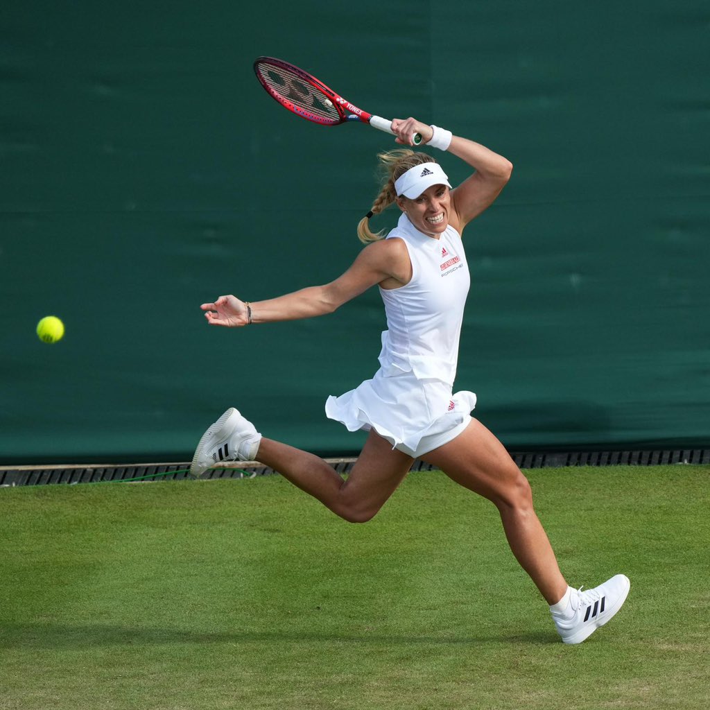 Moving 🔛 to the second week @wimbledon 🍓🌱😘 #TeamAngie
