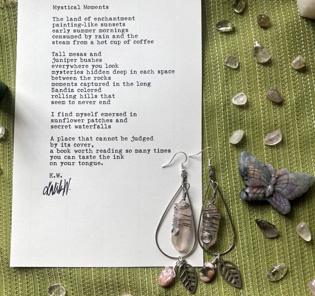 createartco's tweet image. 8 bundles left! 🧚🏻‍♂️🤍

$5 custom poems are also available to purchase + lots more!