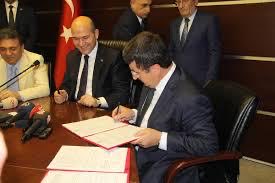 eacarerX's tweet photo. Süleyman Soylu Özyurt kardeşler ilişkileri çok açık. https://t.co/9wUdjWQIKO
