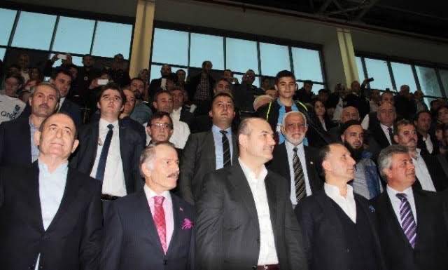 Süleyman Soylu Özyurt kardeşler ilişkileri çok açık.