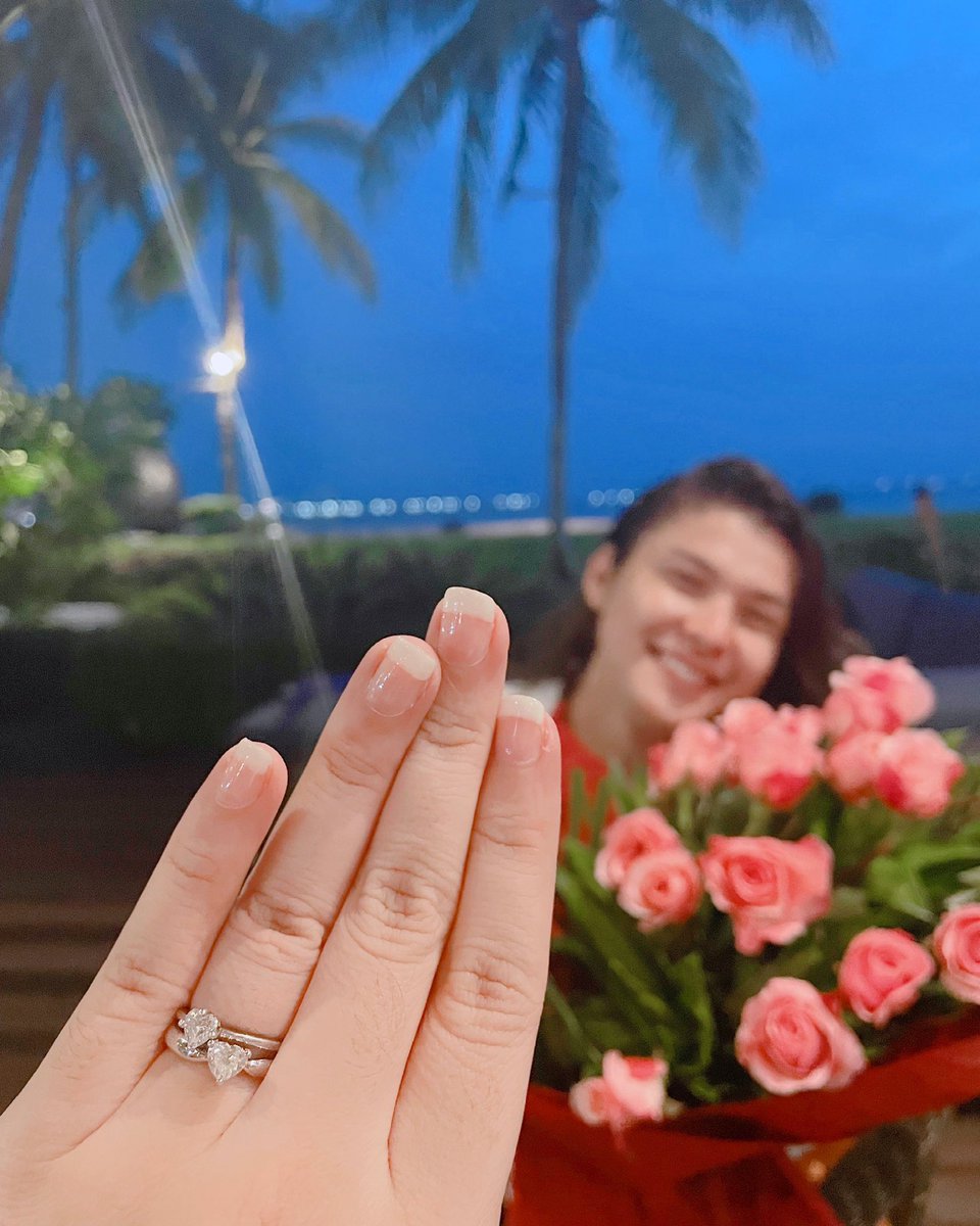 IAdelaCruz's tweet photo. I think I just got engaged again. 💍🥲👰🏻 I love you, @boyband_tristan . 🤍 https://t.co/hFk9pm279A