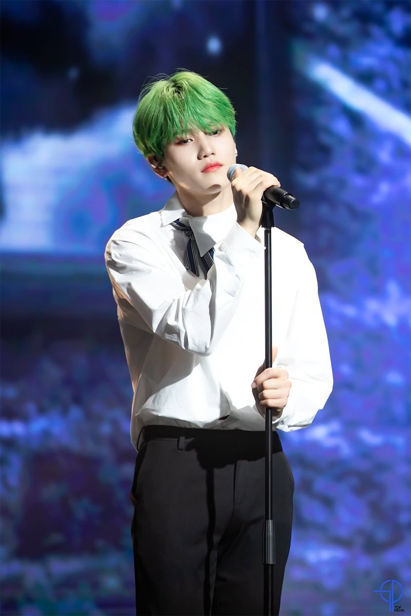 장미 Ia This Phenomenal Duo Sang 그때 그 아인 Itaewon Class Ost During Gem Age 1st Online Concert Mcndofficial Mcnd 장미 Ia This Phenomenal Duo Sang 그때 그 아인 Itaewon Class Ost During Gem Age 1st Online Concert Mcndofficial Mcnd