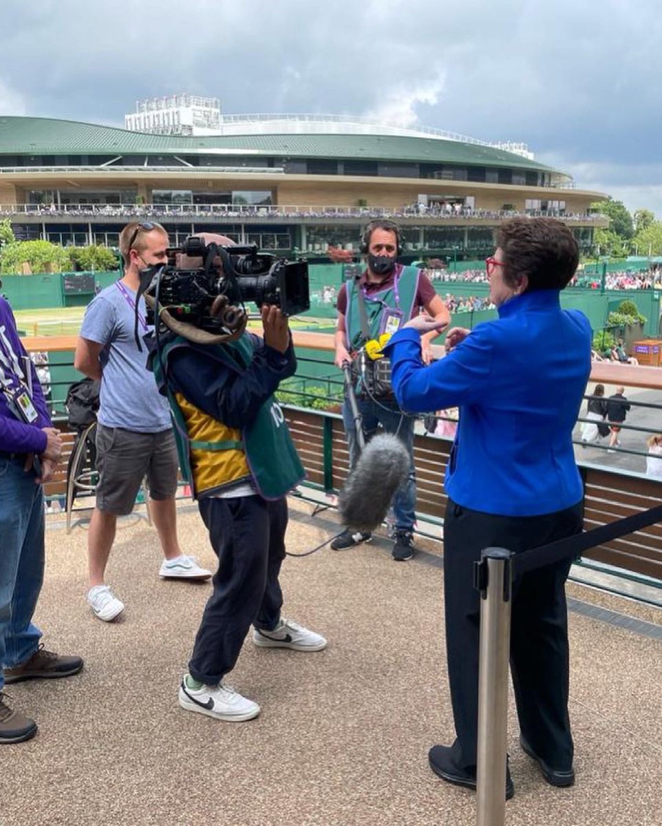 BillieJeanKing's tweet photo. A busy day at #Wimbledon. https://t.co/r3d4ECw7IC
