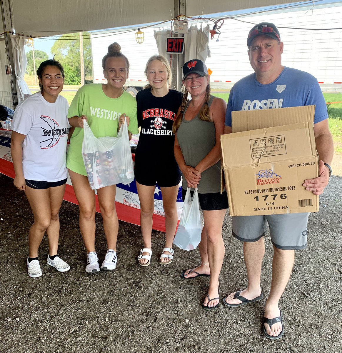 Need fireworks for the 4th?🎉 Make sure and head to 108th and Giles to help support the Westside Girls Basketball program🏀 #rollside <a href="/westsidegbb/">Westside GBB</a> <a href="/ToMarasco5/">Tom Marasco</a> <a href="/SclarkSteve/">steve clark</a>