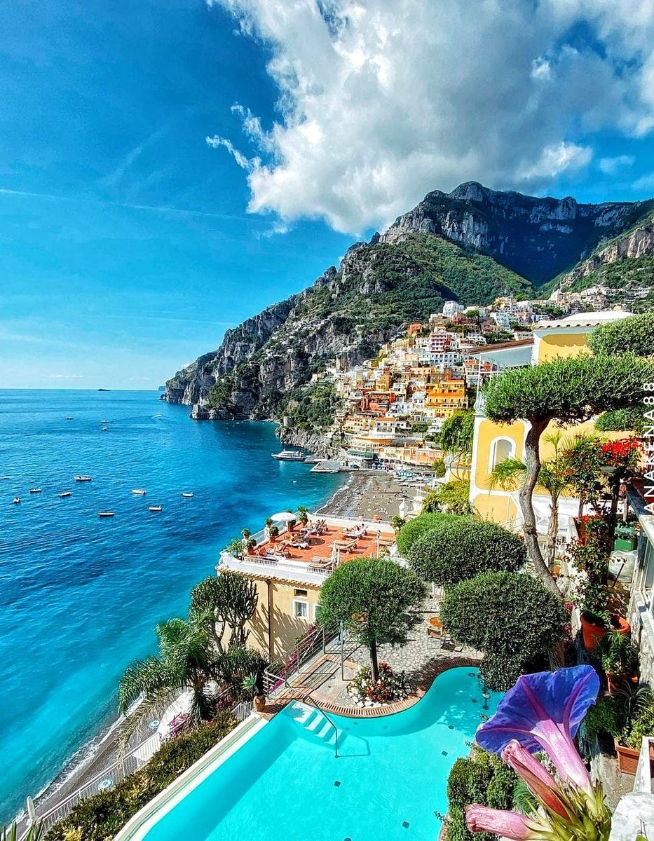 Exploreworldew's tweet photo. Positano -Italy https://t.co/zjcFAD8Syh