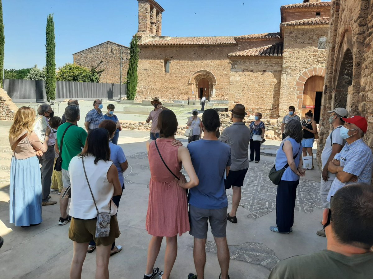Carles tweet media