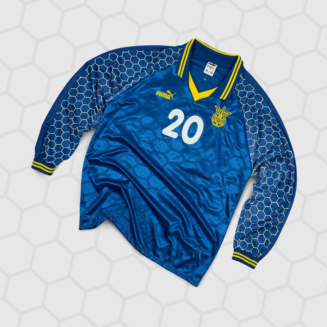Classic Football Shirts on Twitter: "Ukraine 1997-98 by Puma 🇺🇦 Who this design from Puma the late 90s?! The design was also worn by FC Köln and Wolfsburg. Can