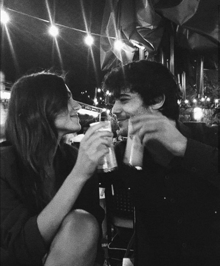 Seninle Rakı içip sarılmamız lazım..