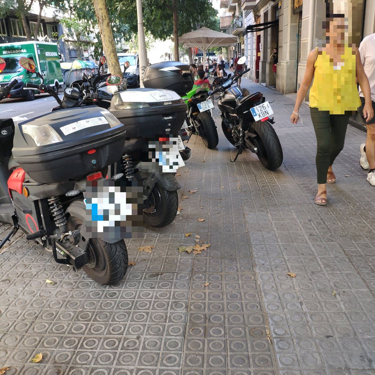 quitxallaBcn's tweet photo. @GUBBarcelona https://t.co/7RGDAnS8pr