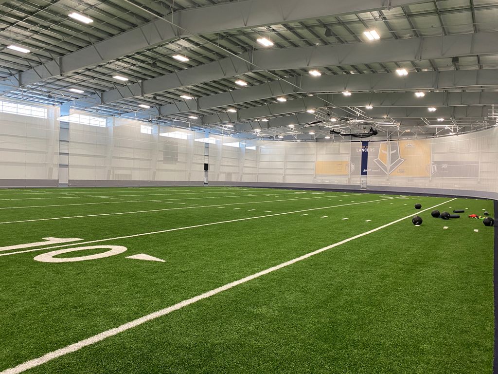 MichalettiCoach's tweet image. Mount Marty is full of MoMentUm heading into its first ever football season this fall!! Big things coming!! #MountUp