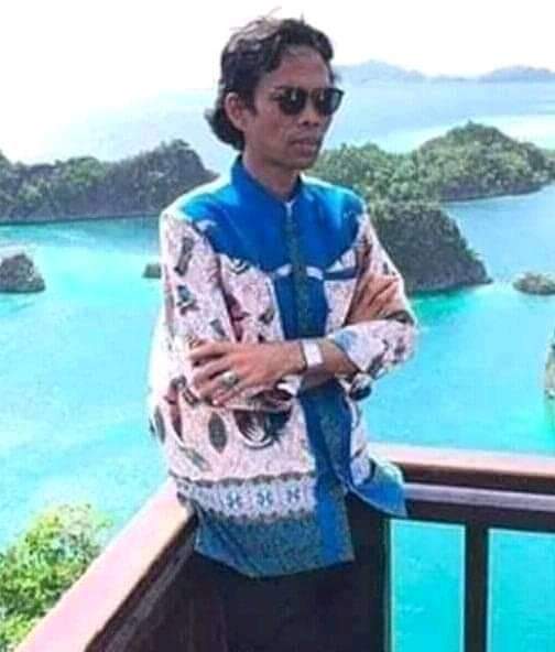 PPKM
PRIA PERKASA KUDU MENIKAH
Lagi😅