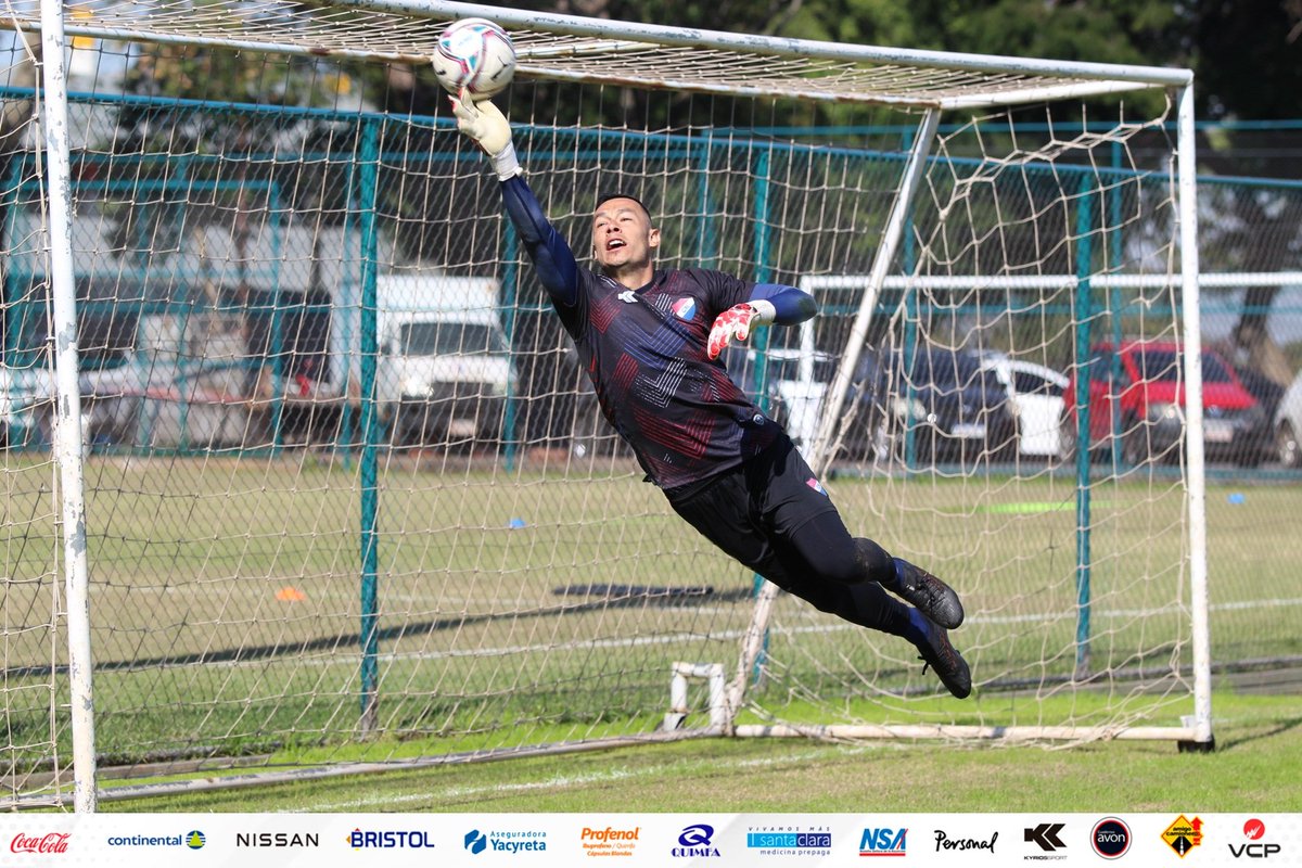 #PretemporadaTricolor 🔴⚪🔵

📸Tercera semana de preparación completada⚽️🙋🏻‍♂️

#VamosNacional 🙌🏻