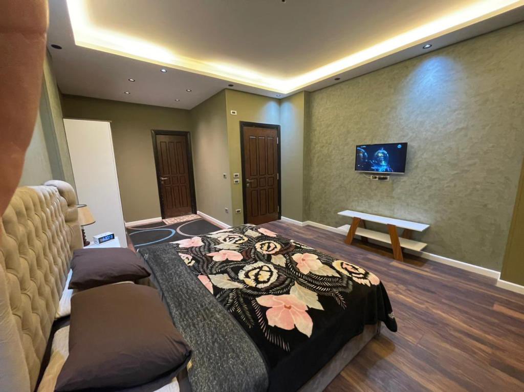 CairoVisit's tweet image. متاح شقق للإيجار وججز فنادق بأقل الأسعار في جميع فنادق القاهرة ..🇪🇬❤️🇵🇸

#حجز #القاهرة #المهندسين #جامعة_الدول #طلبة #طلبة_مصر #طلبة_الكويت #طلبة_قطر #السعودية #جدة #مكة #الامارات #_الاسعار