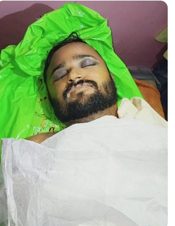 shaeedaqi's tweet photo. ।#justiceforshaban श्री @HemantSorenJMM जी इंसाफ कीजिए, बीते तीन दिन पहले बरही विधानसभा में एक दर्दनाक घटना घटी (कुछ लोगो ने मिल के एक व्यक्ति को जन से मरने की कोशिश की जिसमे वो सफल भी  हो गए) जिसमे शाबान भाई को अपनी जान गवानी पड़ी उसके बाद भी अपराधियों लापता हो गए
@DC_Hazaribag https://t.co/Oh9bxUNAeq