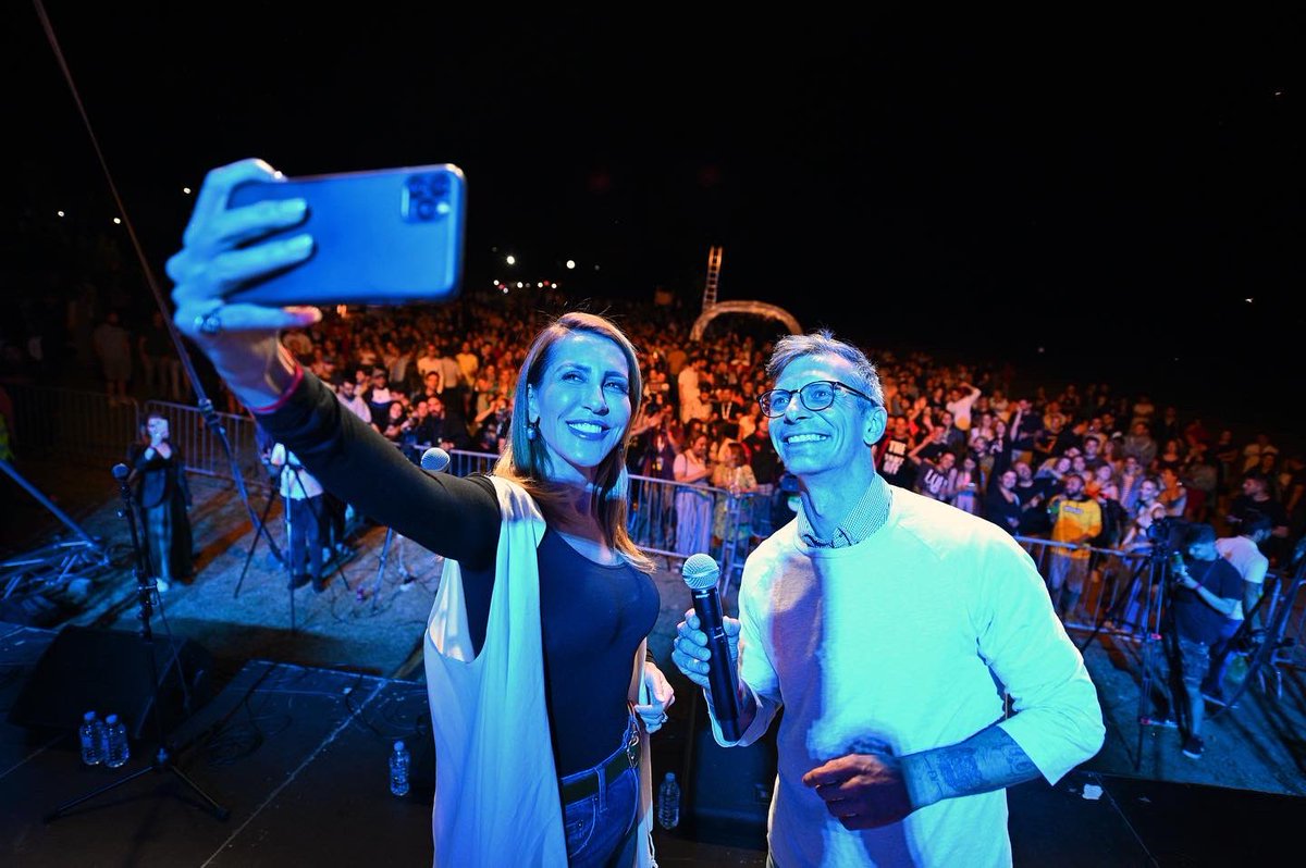 rccint's tweet photo. This is how #WESTERNBALKANS YOUTH celebrated 1st July, our region being now #ROAMINGFREE ZONE 🤩🥳 We jammed until late hours with @sarsbend @uranbadivuku #HelemNejse @SardiDJ #WhoSee #UzunBaba💃🎸
Hope you loved it as much as we did!
#STAYCHARGED
#ROAMFREE
1/2 https://t.co/6ToC9AOsrj