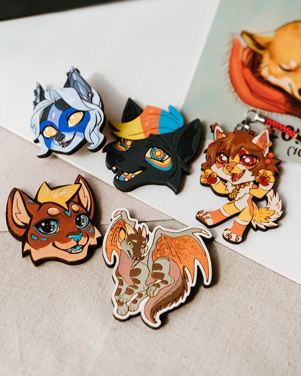 MintDogArt's tweet image. Some recent commissioned wooden hand-painted pin! Designed and painted by our studio for customers.
Order yours at etsy.com/shop/MintDogSt…
#customcharm #fursona #furry
#furryart #furrycommission 
❥etsy.com/shop/MintDogSt…
❥mintdog.ecwid.com
❥instagram.com/mintdogstore
