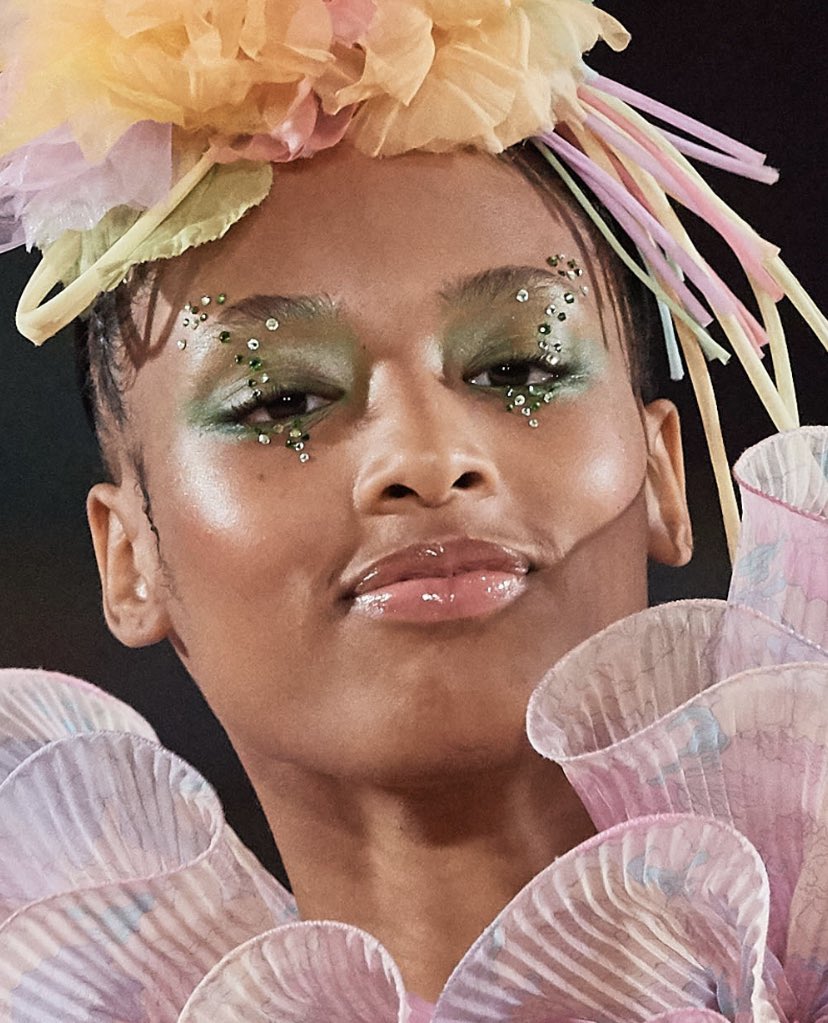 pradawestwood's tweet image. makeup at marc jacobs ss 2020