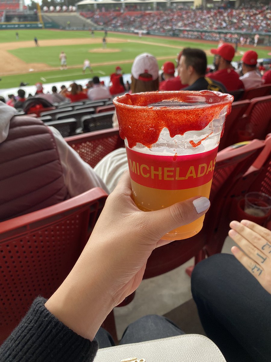 cloudy_c's tweet photo. @DiablosRojosMX hoy cumpleaños mi novio Pedro Rodríguez pueden felicitarlo plis ❤️‍🔥👹❤️‍🔥 gracias y por hacer las micheladitas deli #Diablos #VamosDiablos https://t.co/13qfQO53ga