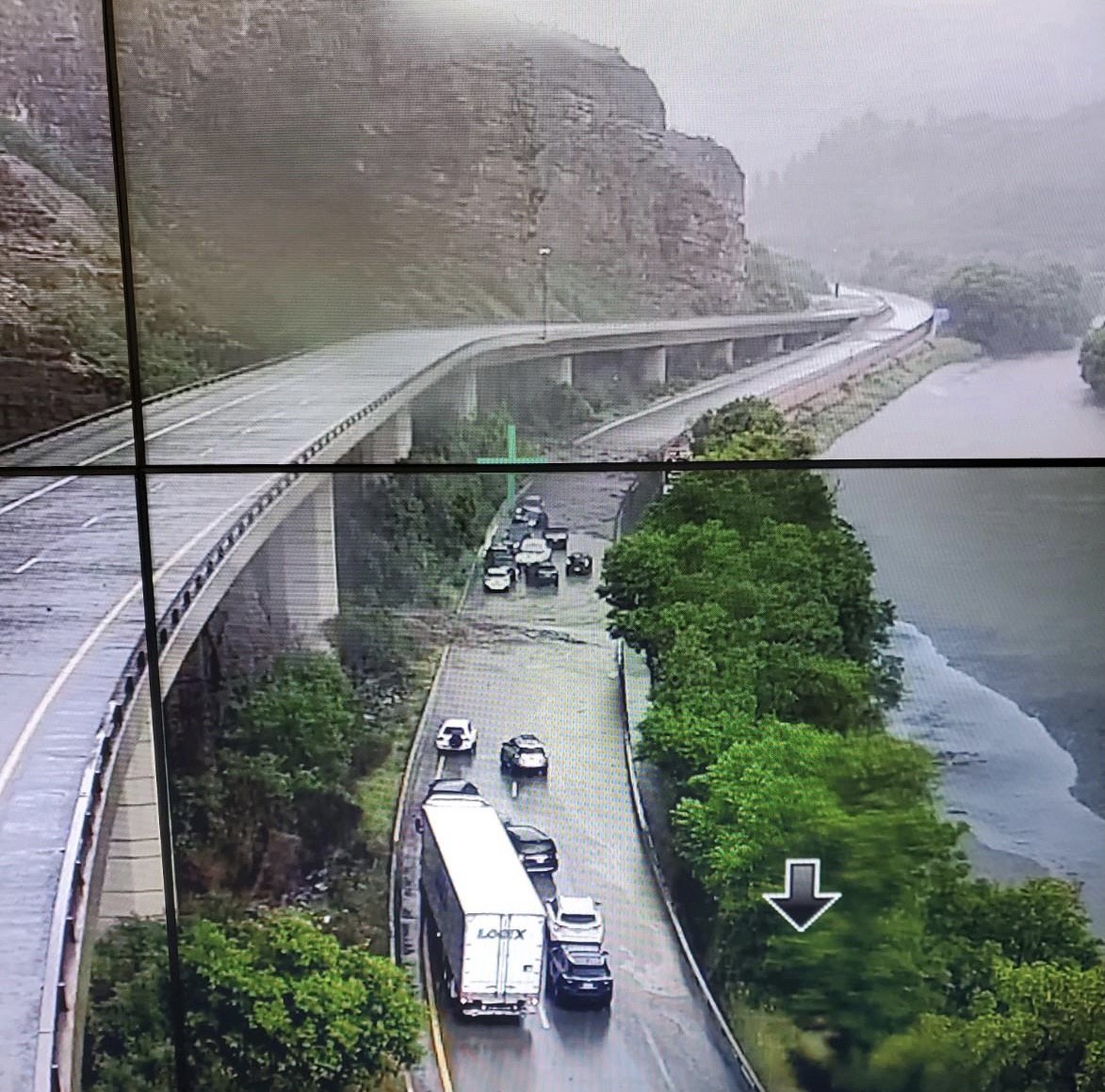 ColoradoDOT's tweet image. I-70 Glenwood Canyon Closure. Multiple slides have occurred. Images from the Hanging Lake Tunnels Operations Center. No estimated time of opening.