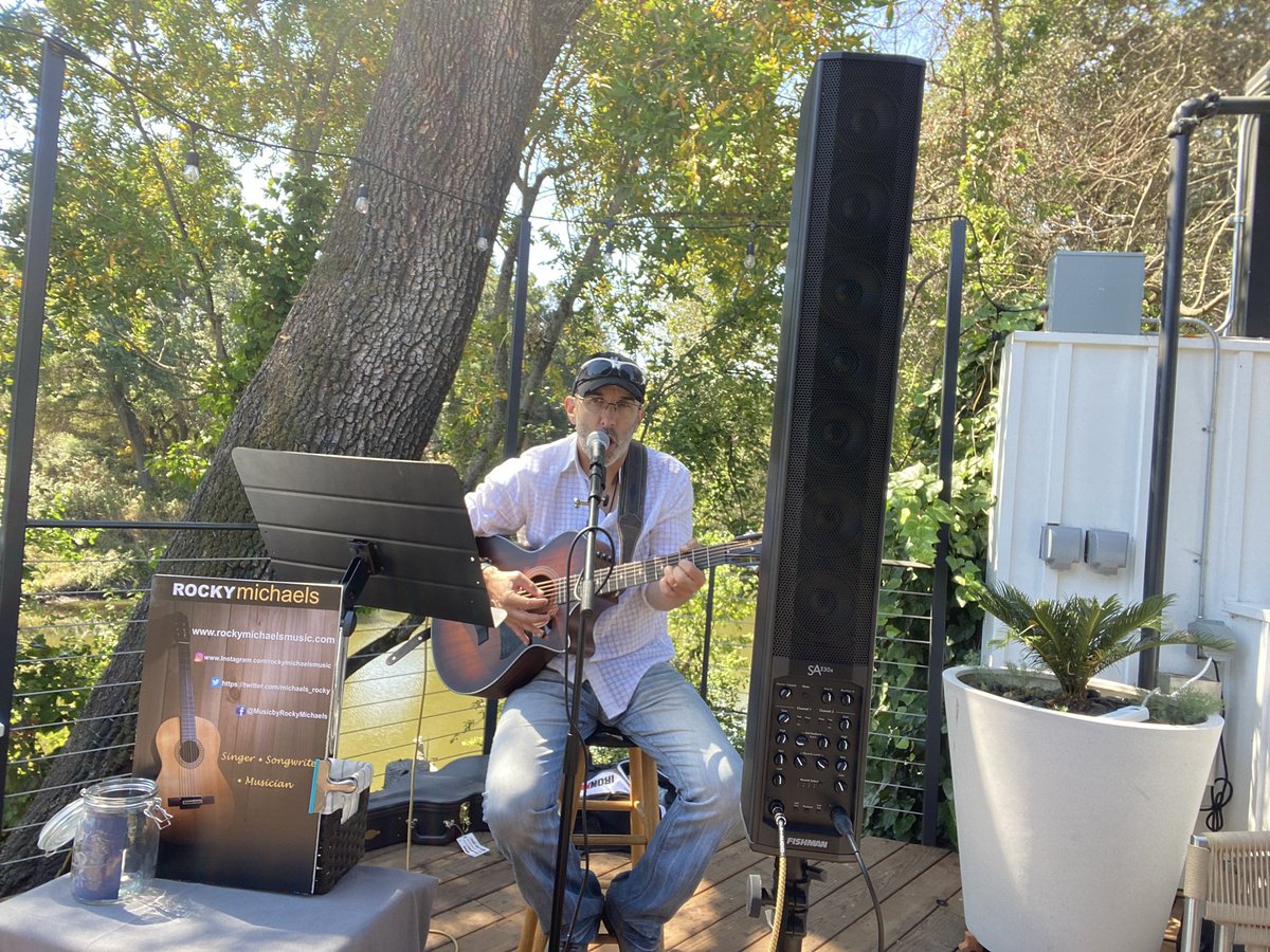 Still time to come on by at the beautiful Deck at Ace & Vine. I’ll be here until around 2PM. aceandvine.com/the-deck/ #napa #napamusic  #napalive #napavibes