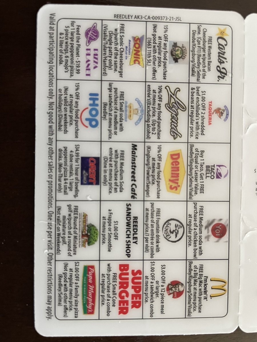 reedley_fb's tweet photo. Hey Pirate fans, Gold Cards are back! Players will be selling them this week. It is our #1 fundraiser that helps our boosters provide pre-game meals, camps and gear. Hit up a player if your in. Don’t wait! https://t.co/6rd71CvSA8