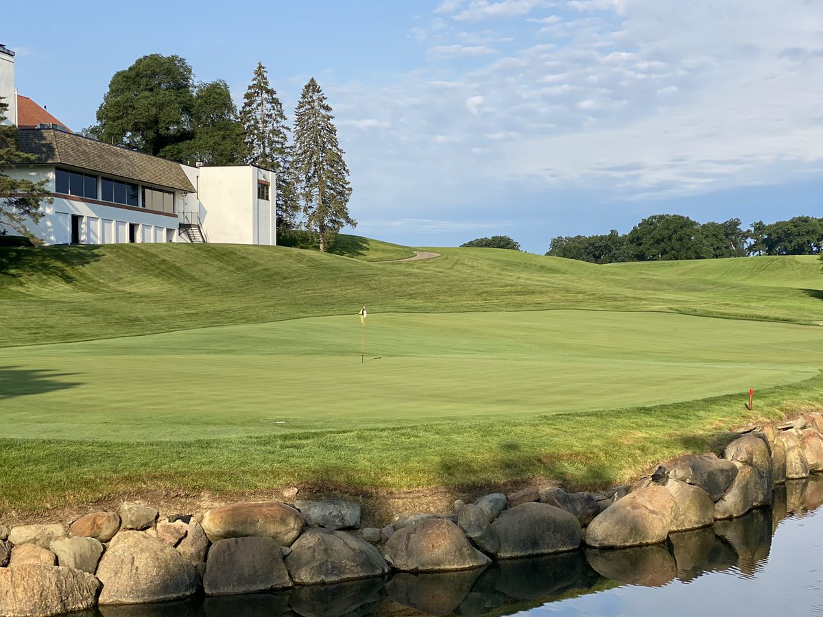 Great walk in the park today at Bloomfield Hills GC. Just completed a renovation by <a href="/DeVriesDesigns/">DeVries Designs</a>. First-timer so can’t comment on what he did but really liked the final product. Some primo private golf clubs in Detroit.
