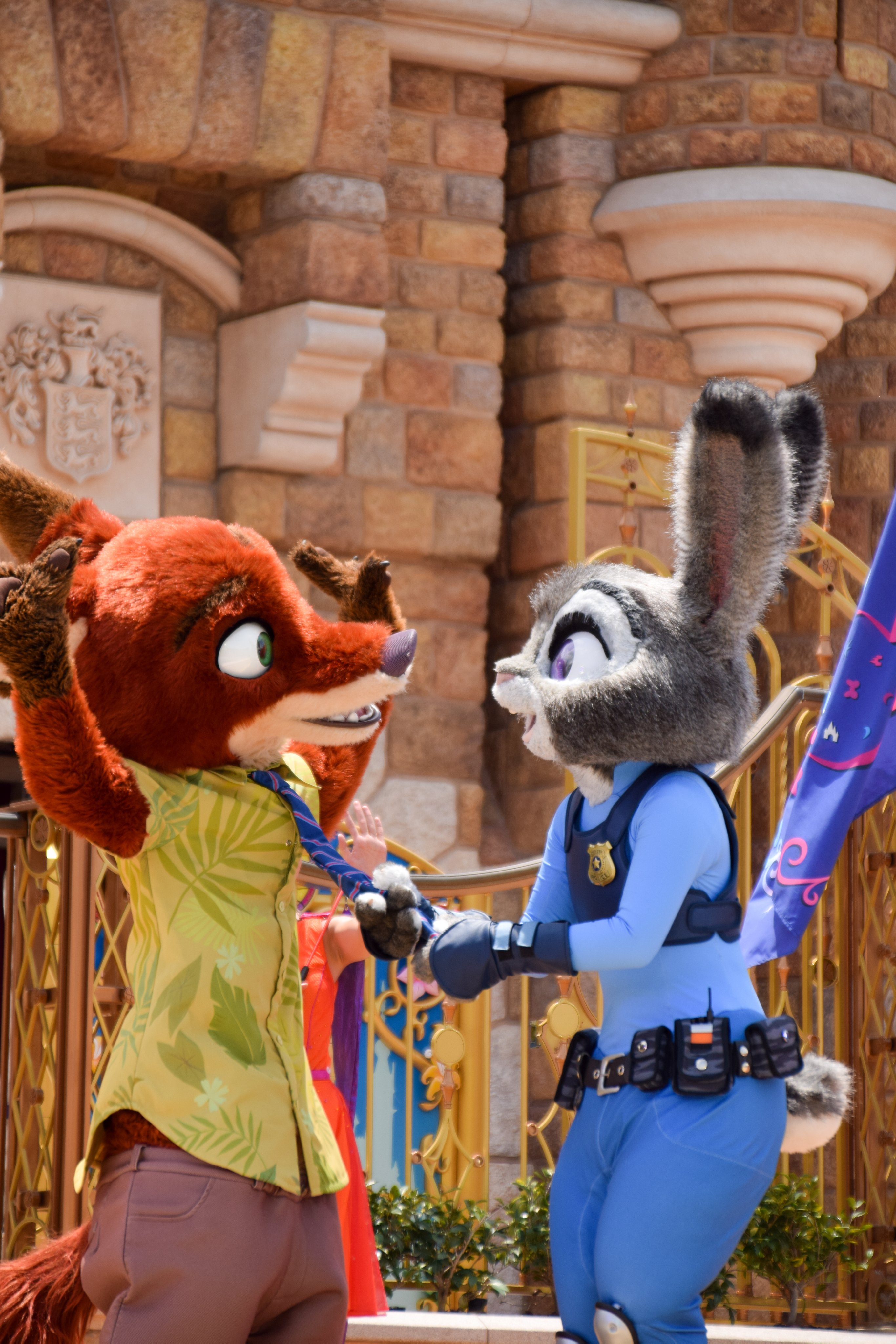 Cap Carrot Mood Commissions Full Rt Kerodmagic Judy Is Helping Nick Tidy Up Hkdl Disneyland Zootopia 香港ディズニーランド ズートピア T Co Xuslmcuz66 Twitter