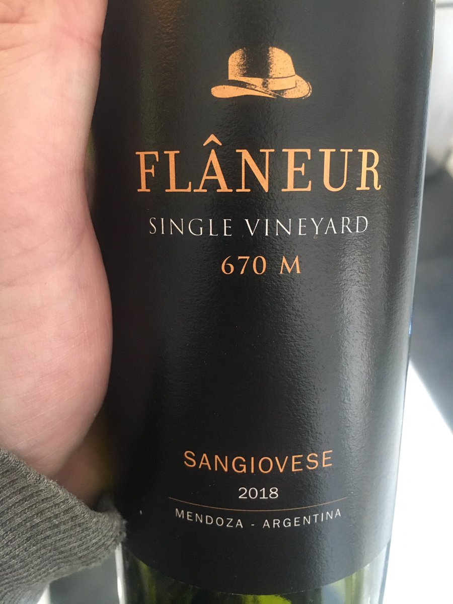 Muy rico vino de Medrano. Primera zona, gama de entrada, todo lo que nunca será moda pero siempre estará al alcance de todos