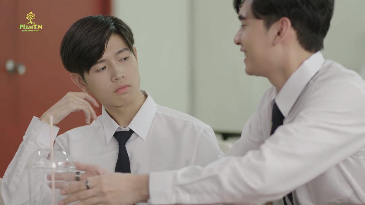 slowmotweets's tweet photo. Is this love?? #KaownahTurbo #kaownah #turbotb #KaoBo
#NitimanEP6 #NitimanTheSeries #Nitiman
#SongJay A Love Story THREAD: https://t.co/HACLGXyVsG