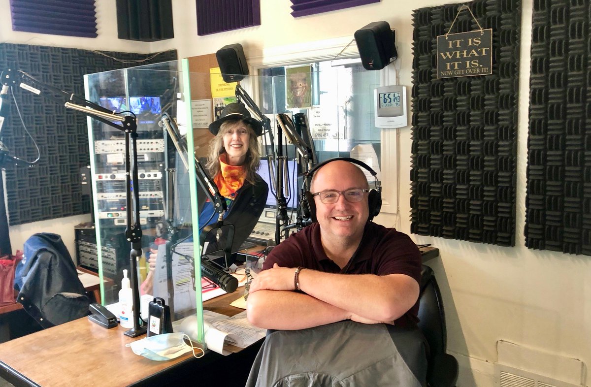 MikePerry2015's tweet image. Radiothon for 100.9 @CanoeRadio in @VisitHaliburton! Support community radio now: 705.457.1009. #KeepRadioCommunity #NotForProfit #LocalVoice @BonnieRoe @lizzigoo @lizzigoo @iHeartRadioCA