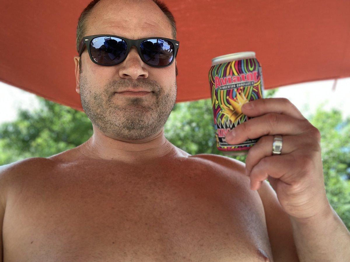 TheRealFuggs's tweet photo. New beer alert: #BuzzedTwitter from @AviatorBrew here in NC Lots of tasty hops #BeerIsMyFriend https://t.co/OFUvyGHIe2