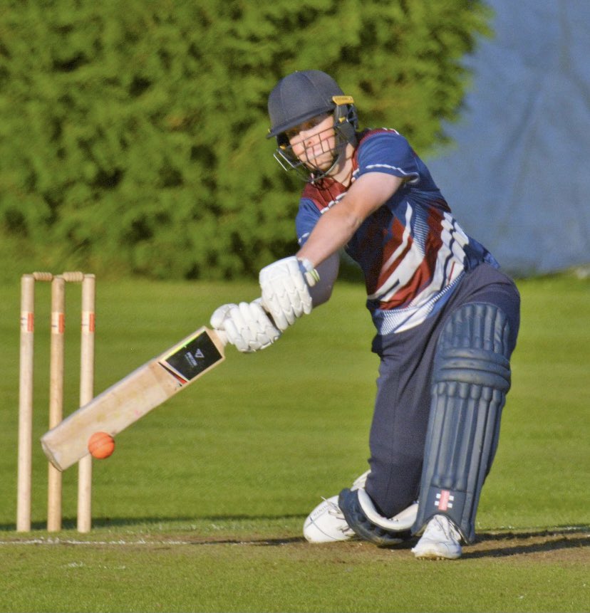 What a win ‼️‼️‼️‼️‼️

Incredible win from 16-4 chasing 191.

<a href="/GHayden7/">Gareth Hayden</a> 5️⃣3️⃣

Osian Webber with a match winning 8️⃣2️⃣not out. 
Outstanding from the 16 year old. 

High class innings under pressure. 

<a href="/kaziszymanski/">kazi szymanski</a> 2️⃣4️⃣not out to see the boys home.