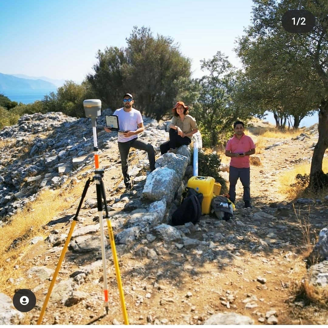 Archaeological Survey in Amos, Marmaris
.
.
.
.
.
.
.
.
<a href="/amossurvey/">Amos Archaeological Project (AAP)</a> @trimblegeospatial <a href="/toughbook/">Panasonic TOUGHBOOK</a> <a href="/surveylife/">Survey Life</a> @arkeolojikalandamimar #mimarlık #arkeoloji #haritacılık #architecture #survey #archaeology #gnss #totalstation #surveying #excavation #geospatial
instagram.com/p/B3EYQd3Bo7t/…