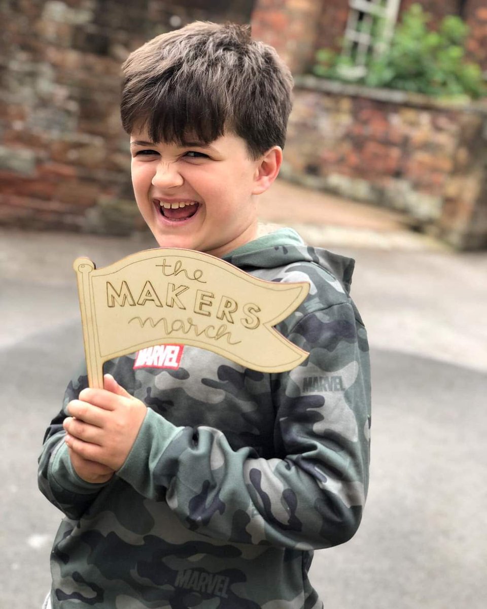 ApparelGyow's tweet photo. The face says it all 😁
Such a great day at the first @MarchMakers
(More stalls round the corner)
#shoplocal #makersofthings #MakersHour https://t.co/fxmbKZU14P