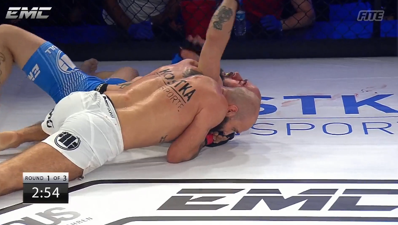 Grabaka_Hitman's tweet photo. Armen Stepanyan subs Alex Quilez via first round arm triangle #EMC7 https://t.co/XCpyC6Vbp2