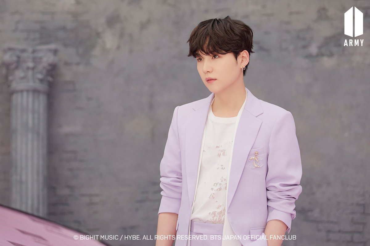 SugaArchivesArg's tweet photo. Japan Fanclub
Gallery, Making 1 BTS, THE BEST.

#SUGA #슈가 #방탄소년단슈가 @BTS_twt 
cr: jimanfc1306 https://t.co/5KyTRkAw6Q