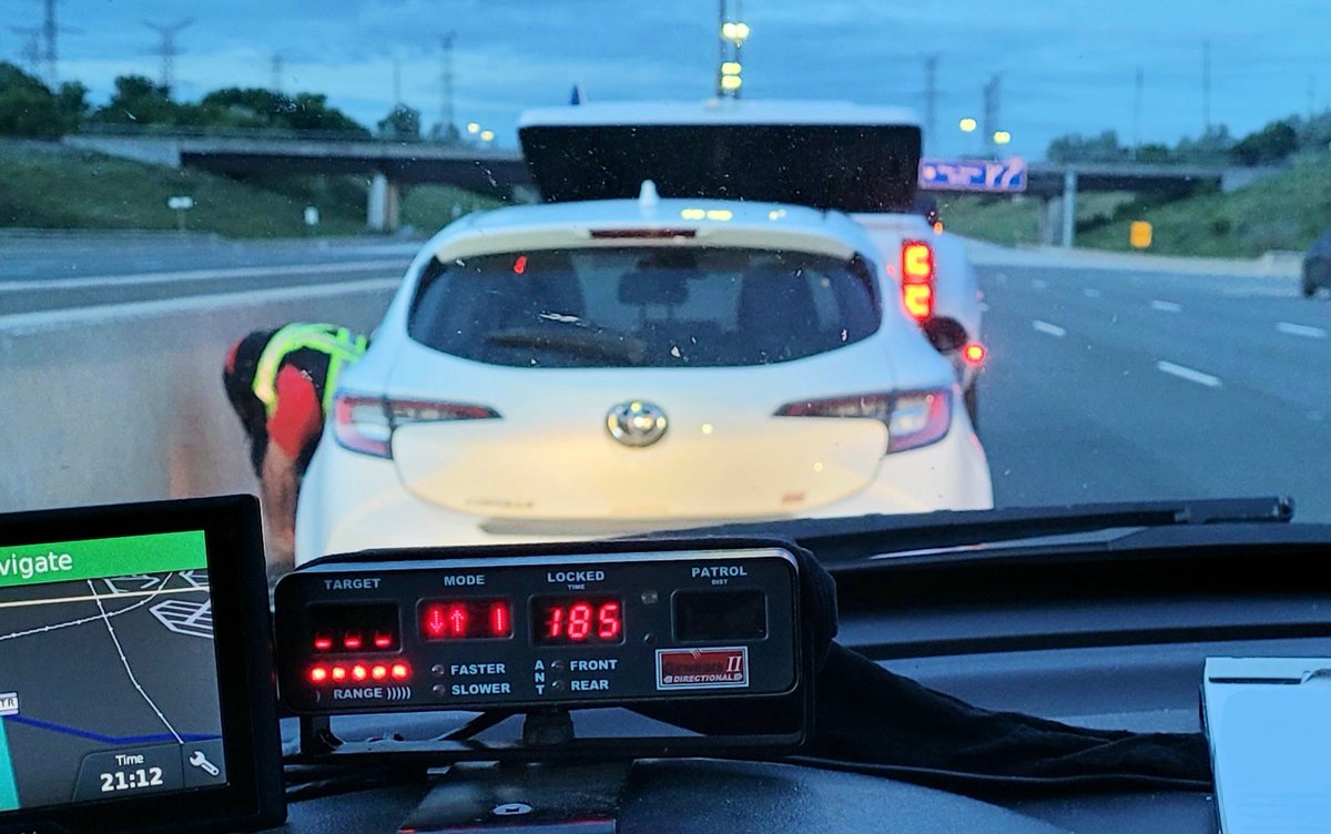 185km/h on #Hwy407/27 - 17 year old newly licenced G2 driver with 3 teenage passengers in the vehicle. Driver charged with #StuntDriving. #7DayLicenceSuspension #14DayVehicleImpound