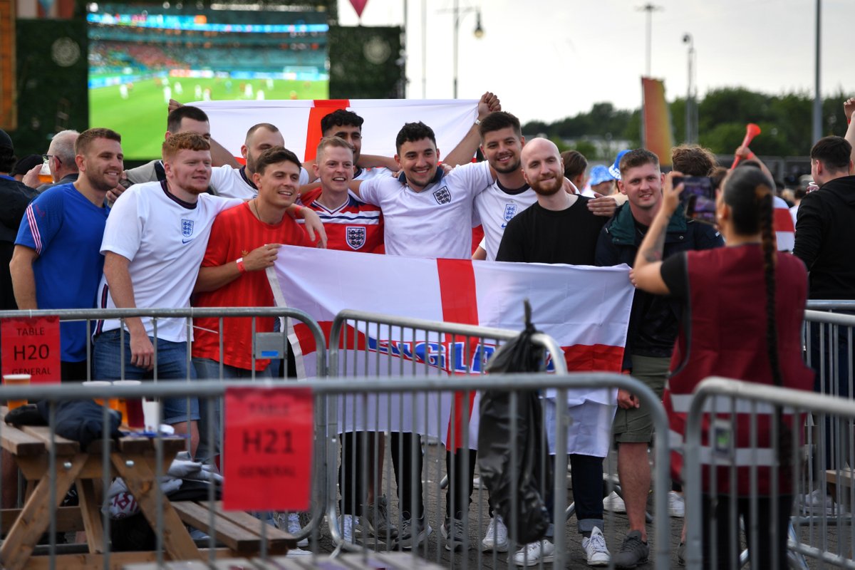 England tweet media