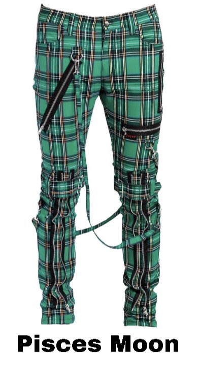 techsupportgf's tweet image. The cat ear headphones lmao