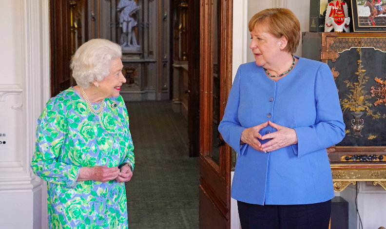 Queen's subtle nod to Angela Merkel as she wears German brooch during meeting