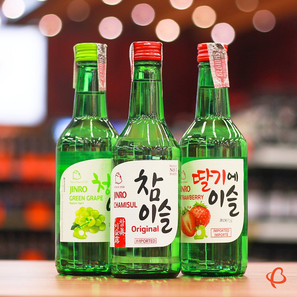 O BigLar traz para você a bebida destilada Soju, uma das mais famosas e consumidas na Coreia do Sul!🍹

Escolha o seu sabor e experimente essa delícia.😋

#BigLar #jinro #BebidaCoreana #CulturaCoreana #Coreia
